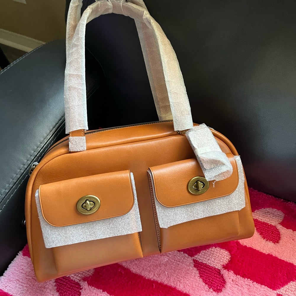 SOLD coach turnlock originals bag